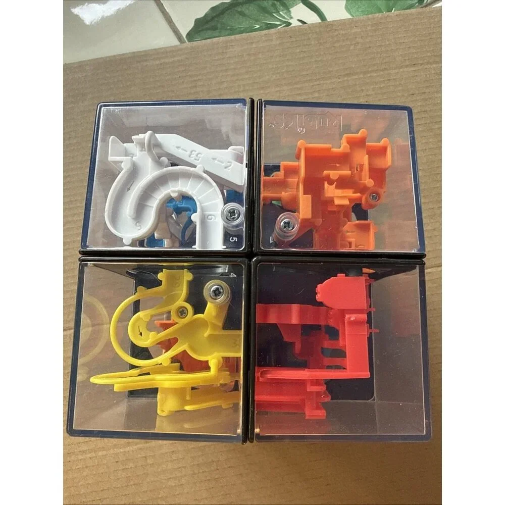 Rubik’s Perplexus Fusion 2x2 Challenging Puzzle Maze Ball Skill Game Cube - Picture 3 of 9